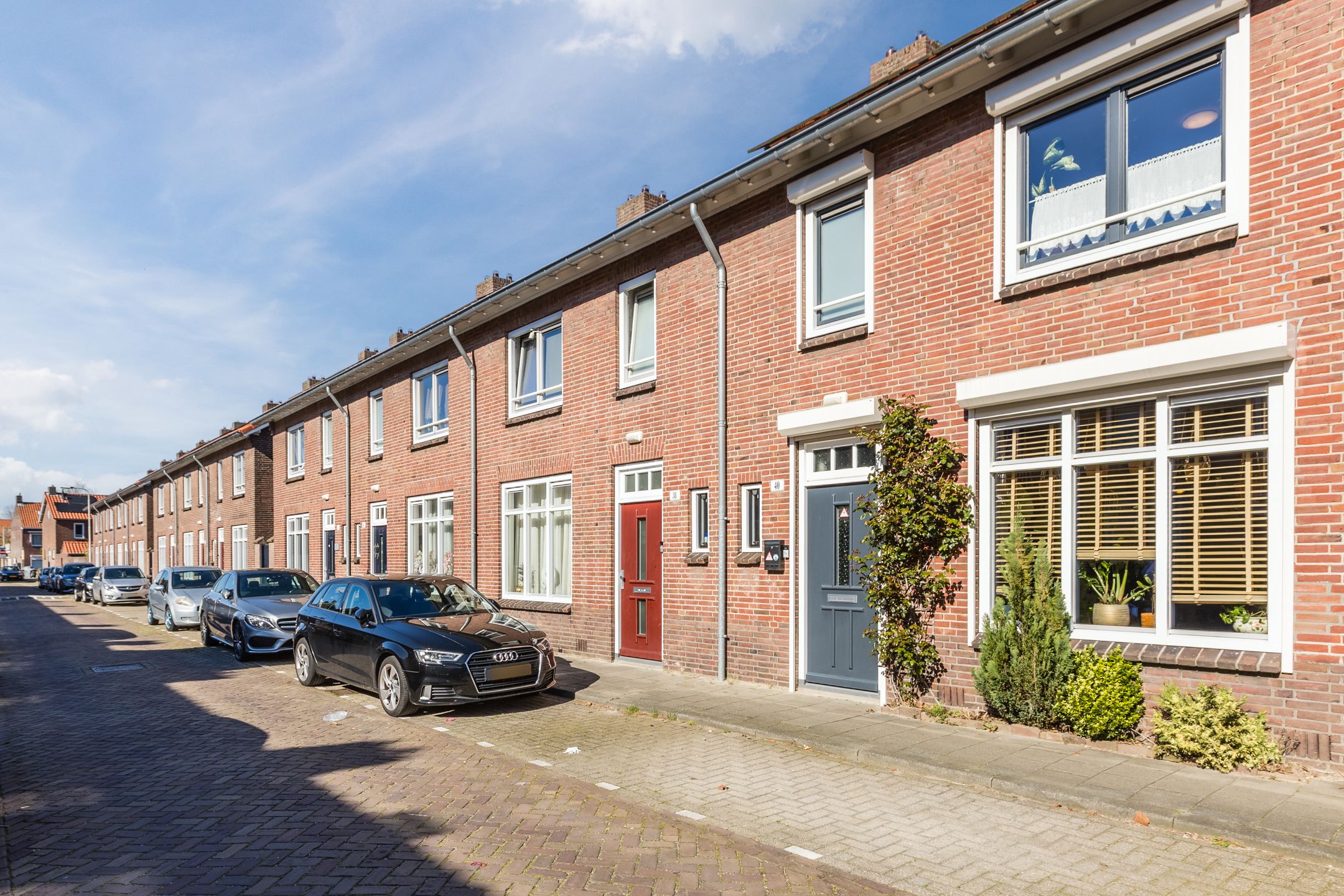 Foto 33 van Outshoornstraat 40