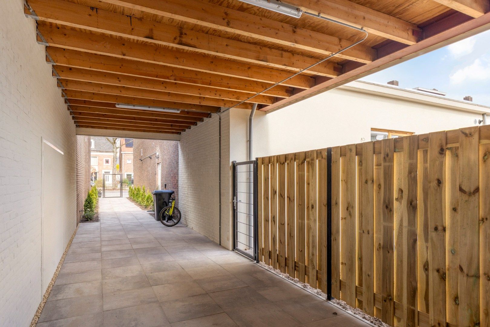 Foto 24 van Bredalaan 57