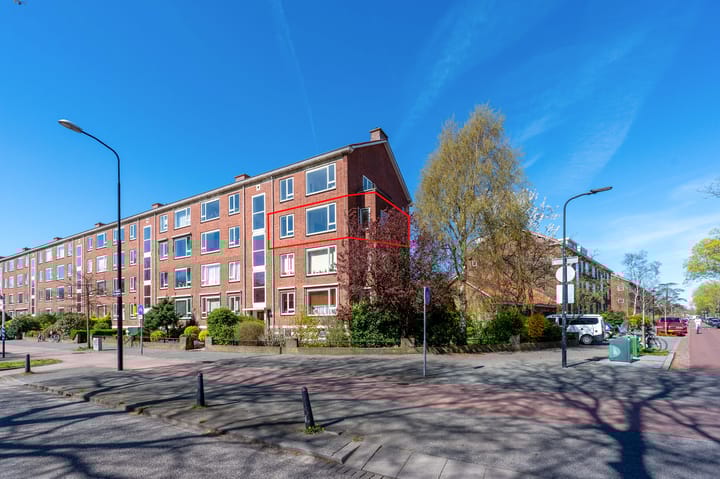 Photo 3 of Sir Winston Churchillln 188