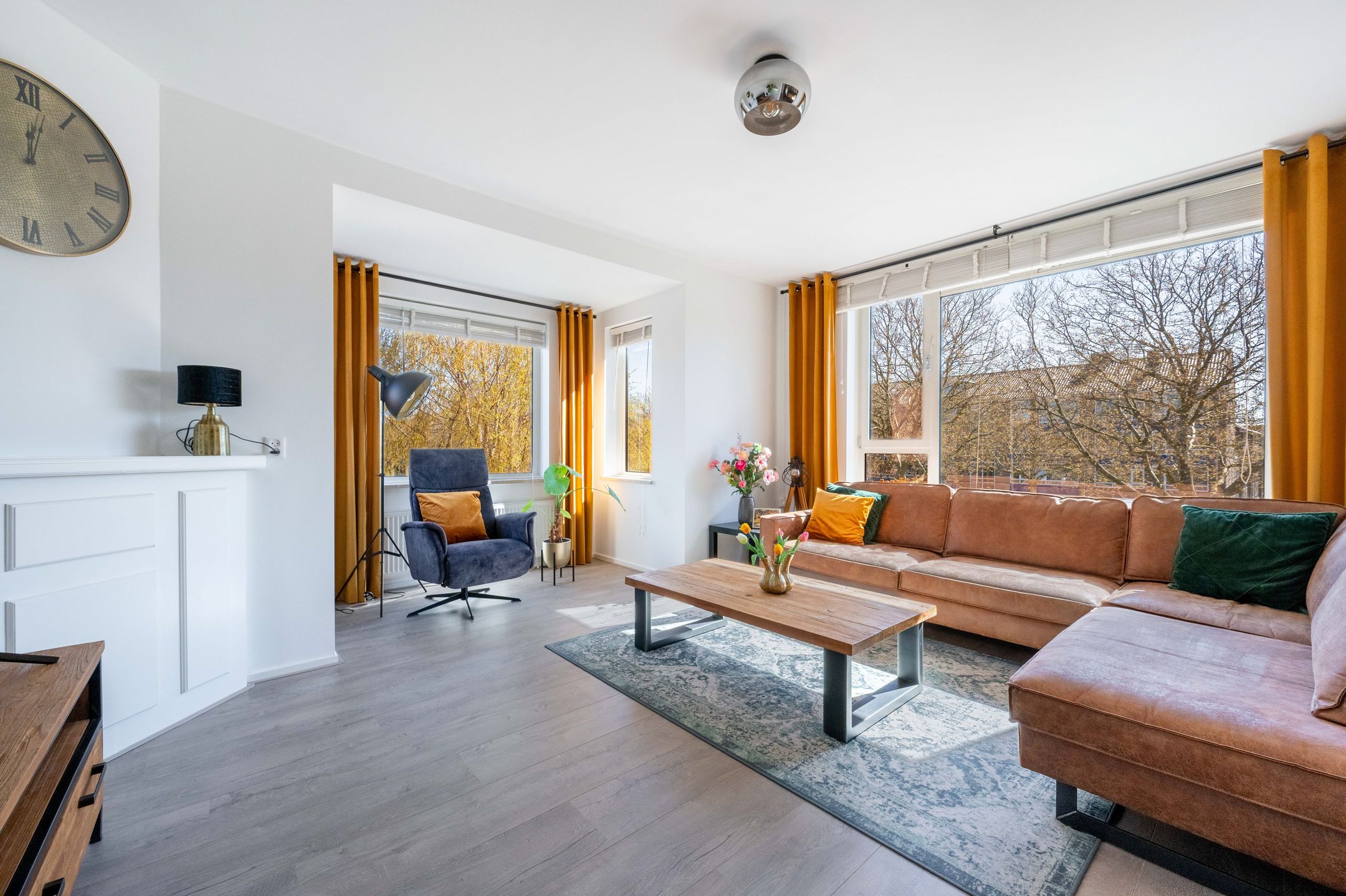 Photo 6 of Sir Winston Churchillln 188