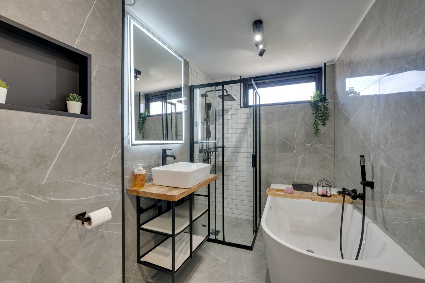 Photo 4 of Waterkers 58