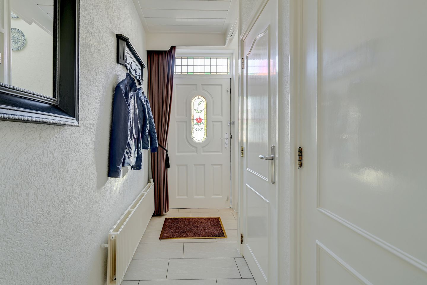 Foto 5 van Middenlaan 18