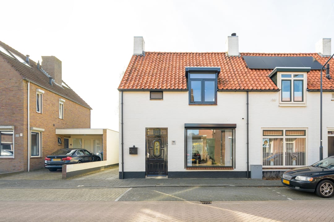 Foto 28 van Middenlaan 18