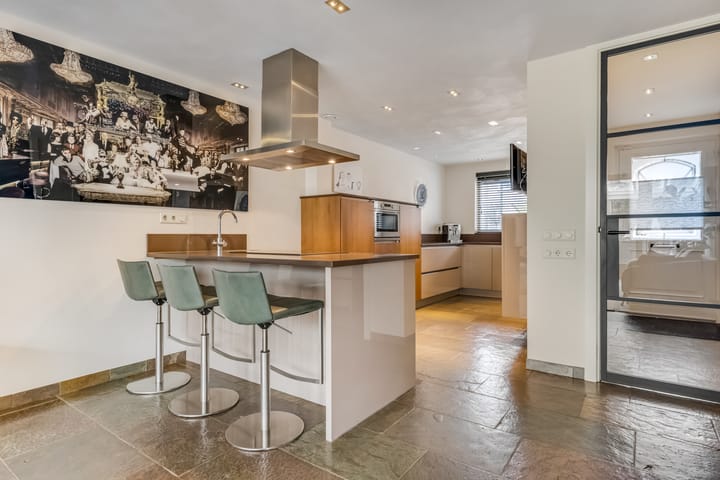 Foto 2 van Bieslook 63