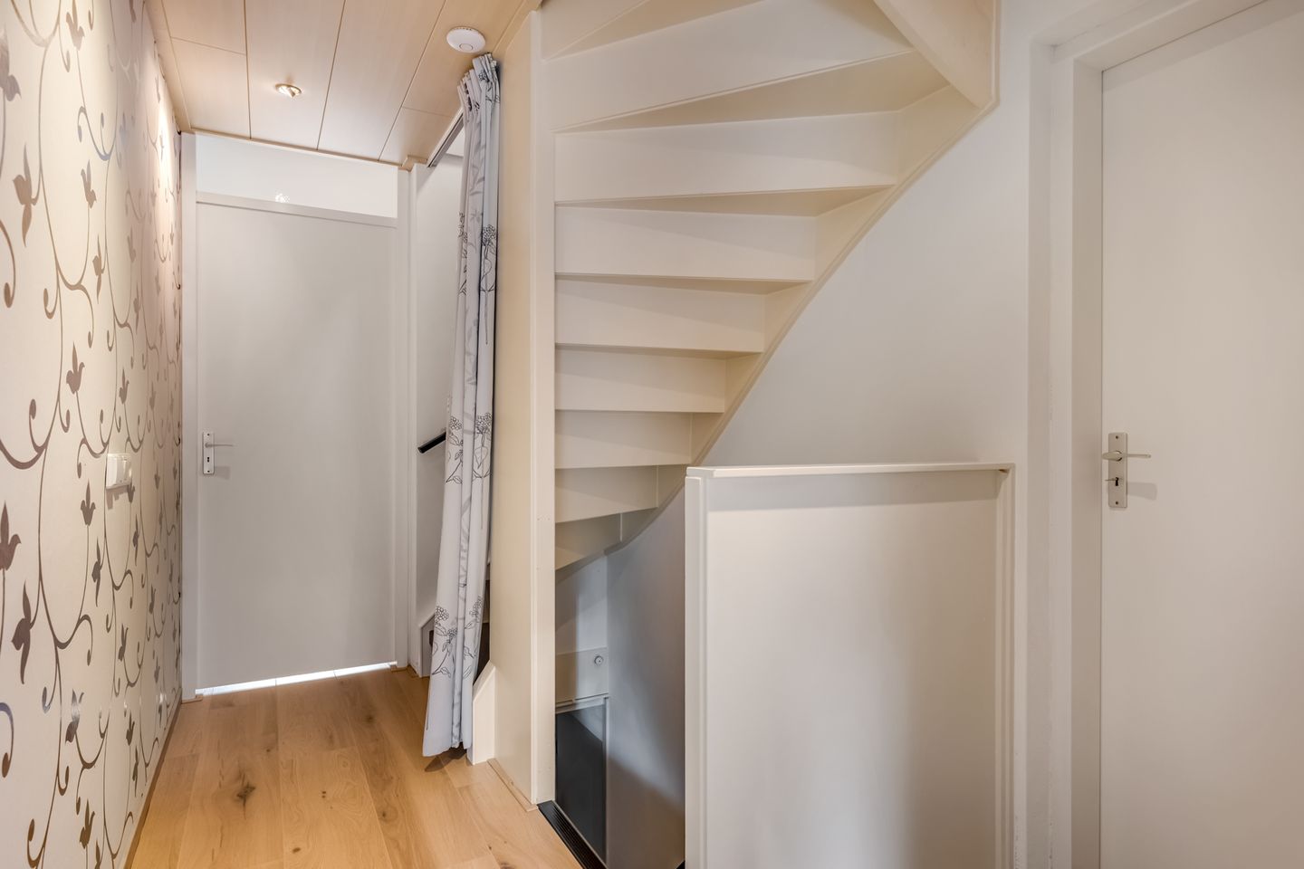 Foto 25 van Bieslook 63