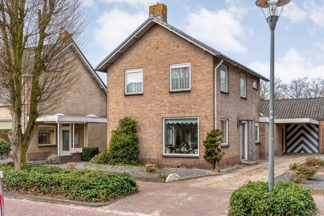 Photo 1 of Kampstraat 8