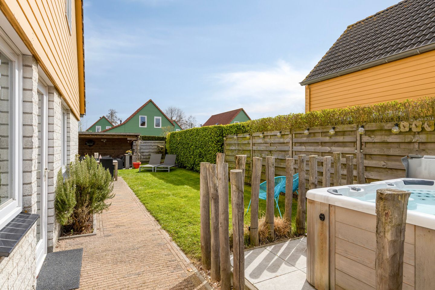 Photo 14 of Binnendijk 2-044