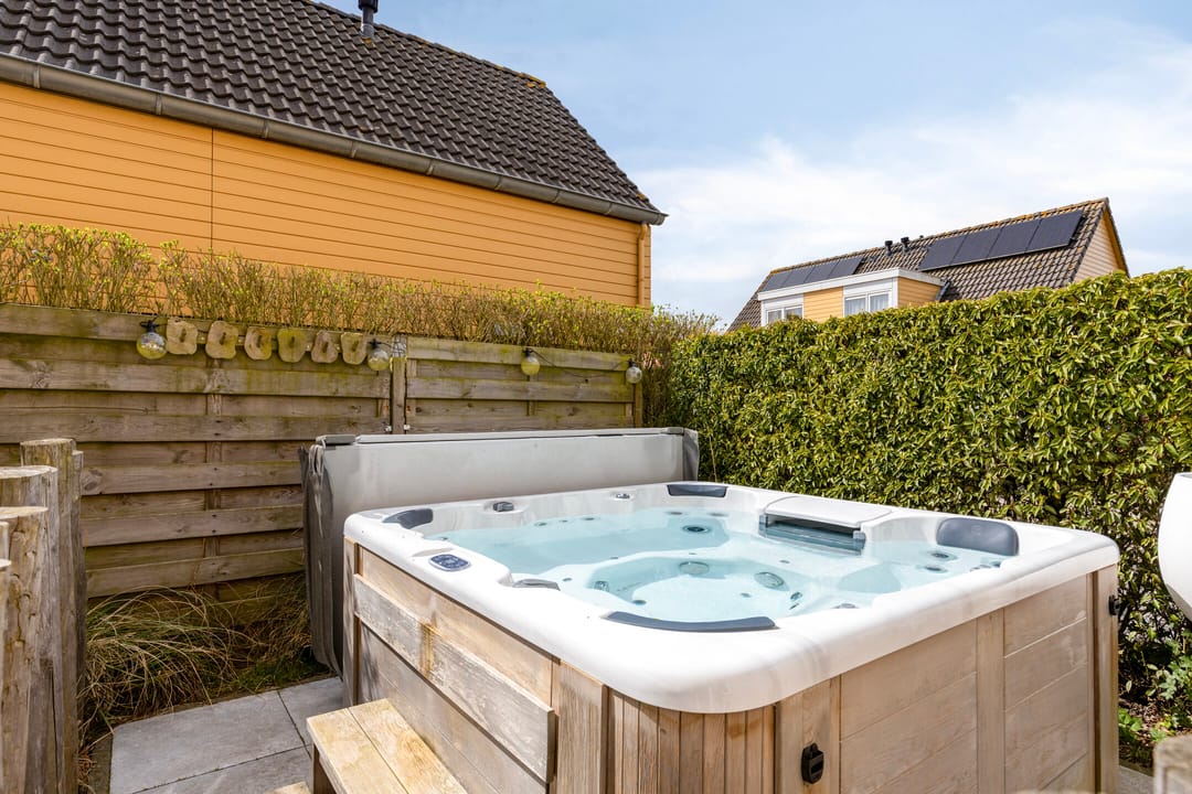 Photo 16 of Binnendijk 2-044