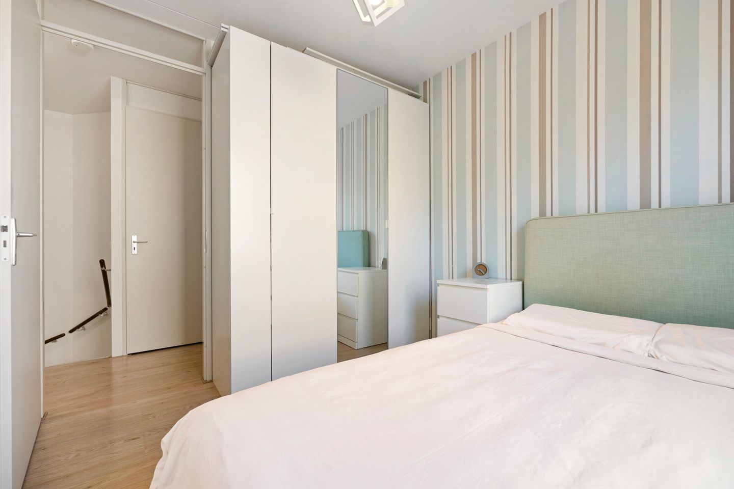 Photo 20 of Glenn Millerstraat 46