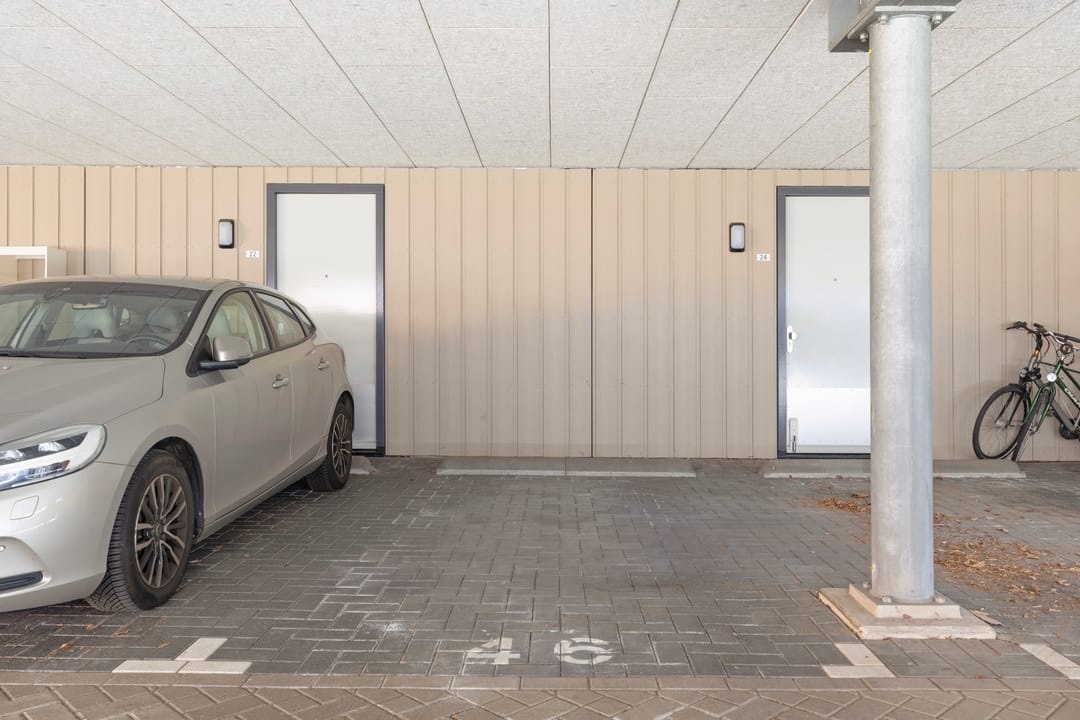 Photo 32 of Glenn Millerstraat 46