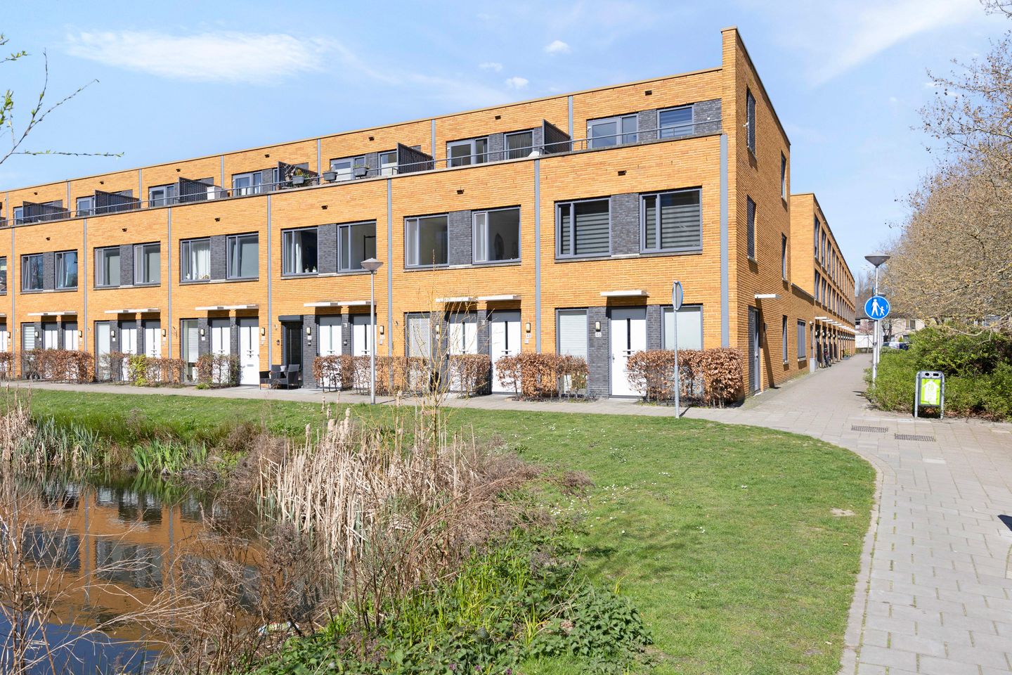 Photo 1 of Glenn Millerstraat 46