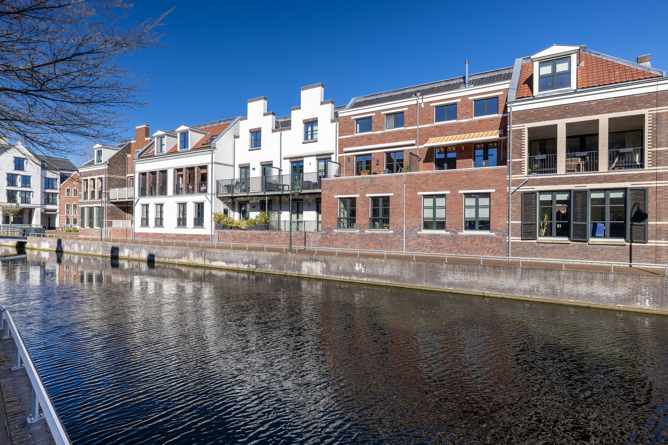 Photo 30 of Landstraat 213