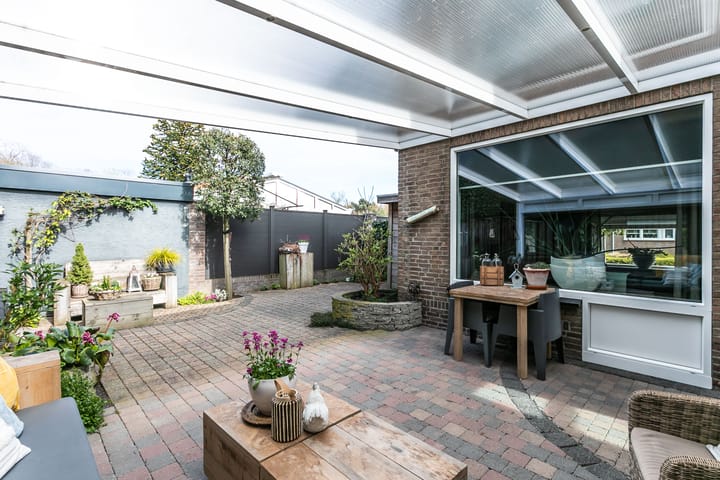 Photo 2 of Rooseveltstraat 2