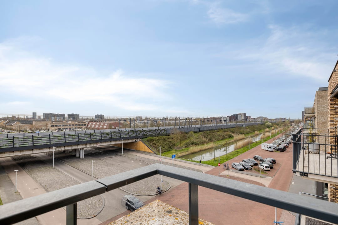 Foto 31 van Louis Armstronglaan 574