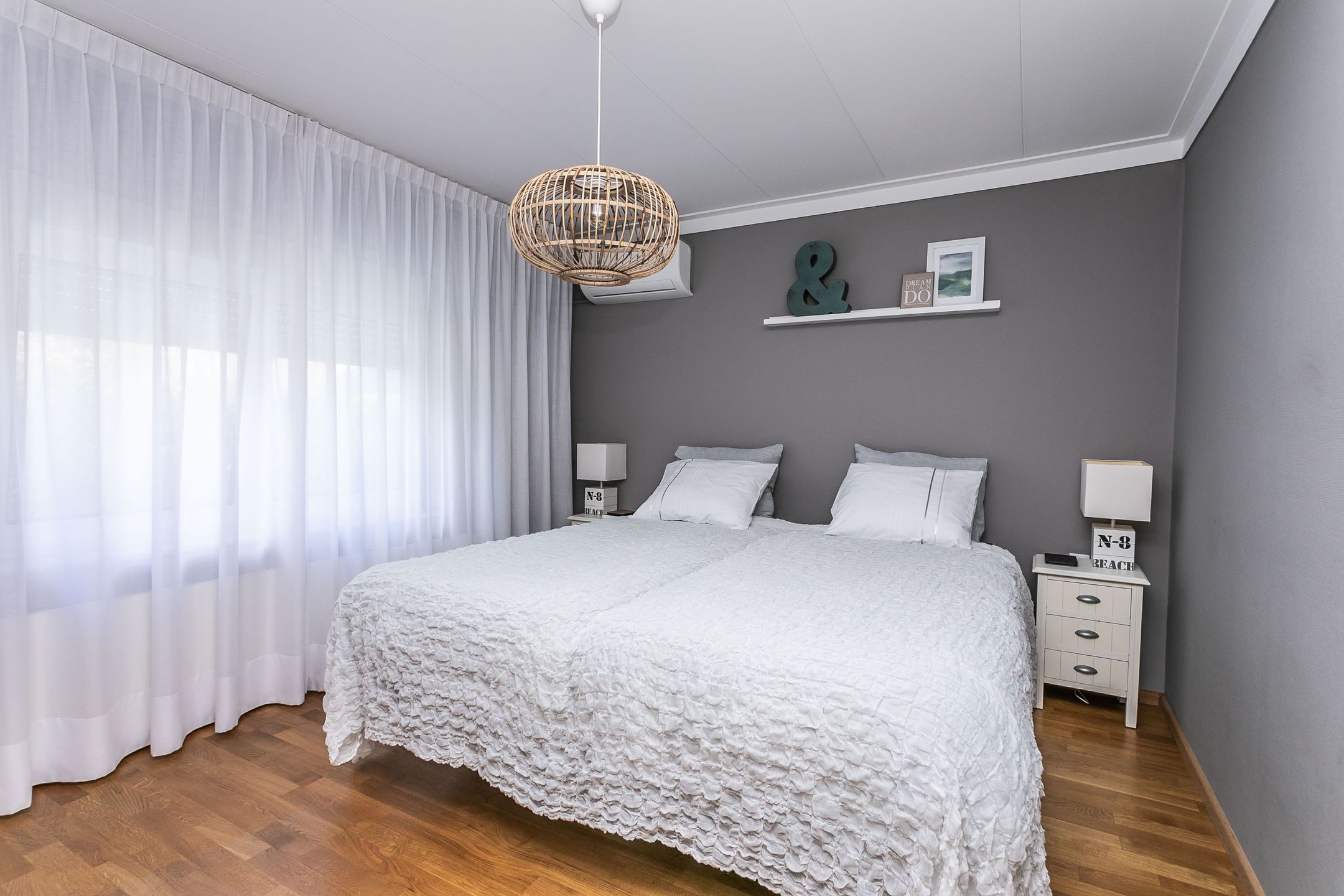 Photo 18 of Rooseveltstraat 2