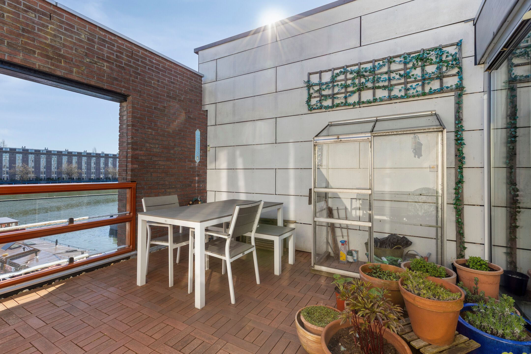 Foto 39 van Borneokade 223