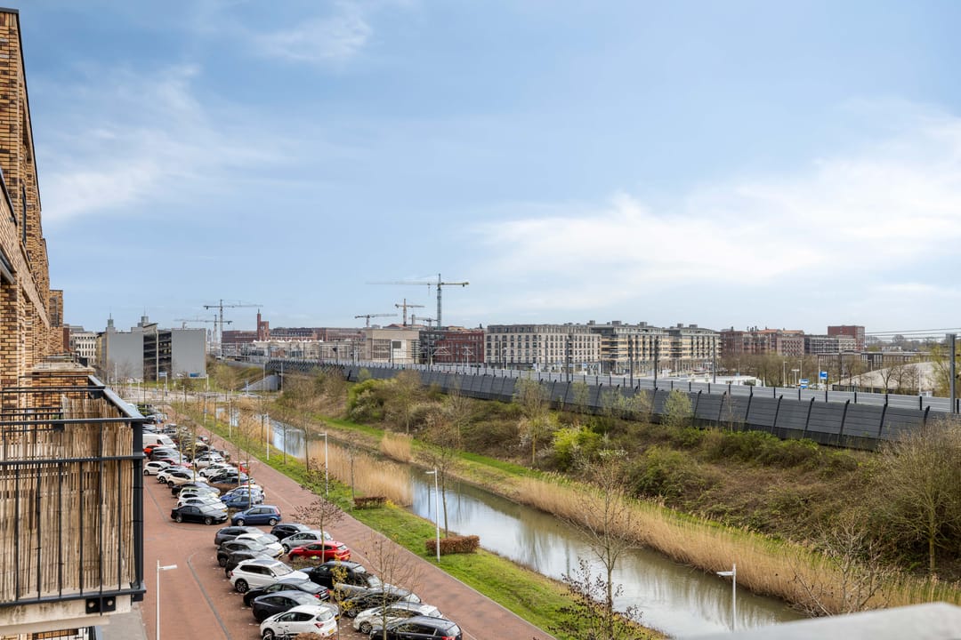 Foto 32 van Louis Armstronglaan 574