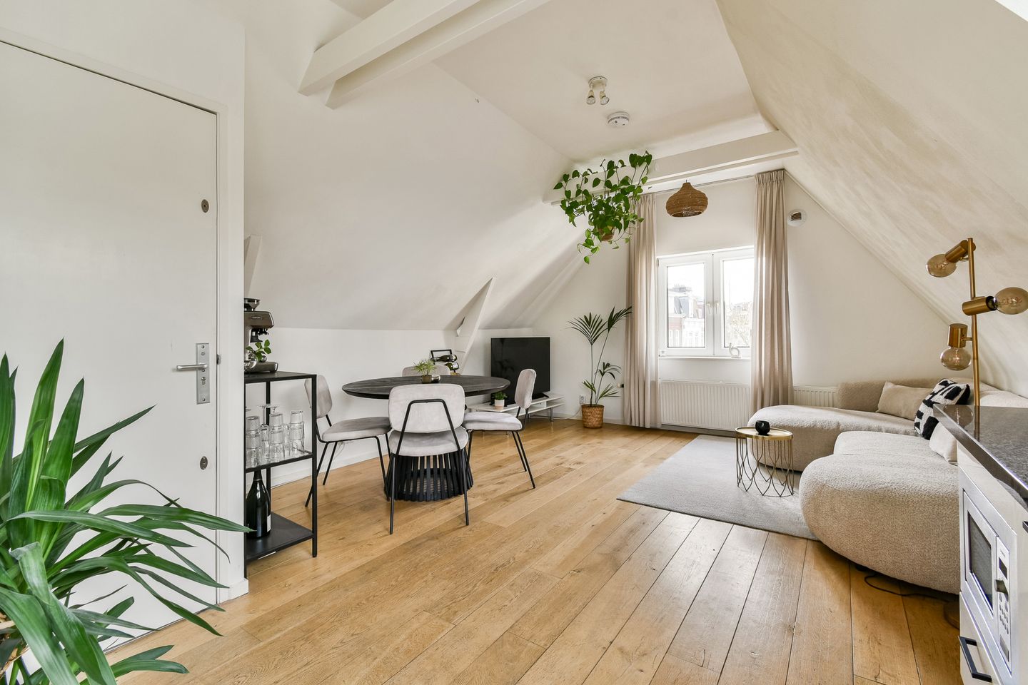 Foto 4 van Eerste Hugo de Grootstraat 3-4