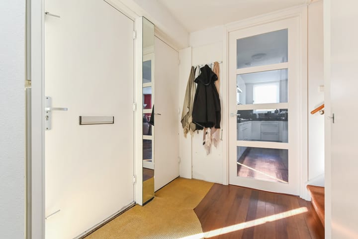 Hoekwoning te koop: Marjoleinveld 1, 'S-Gravenhage