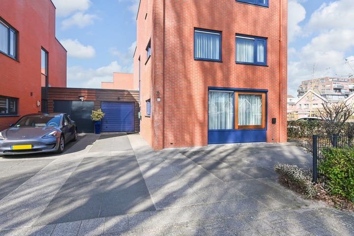 Hoekwoning te koop: Marjoleinveld 1, 'S-Gravenhage