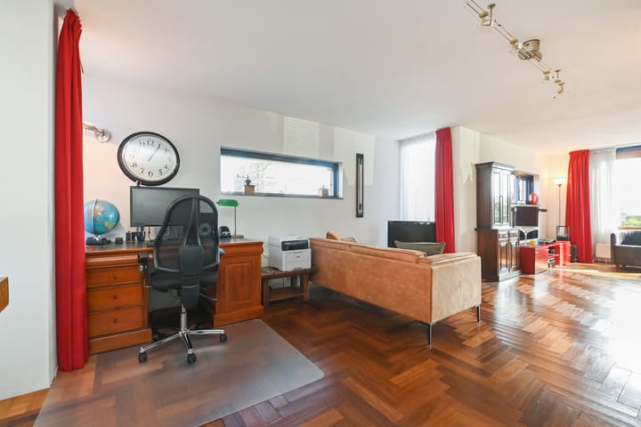Hoekwoning te koop: Marjoleinveld 1, 'S-Gravenhage