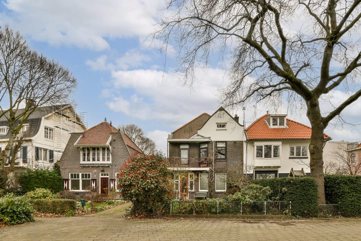 Meeuwenlaan 15