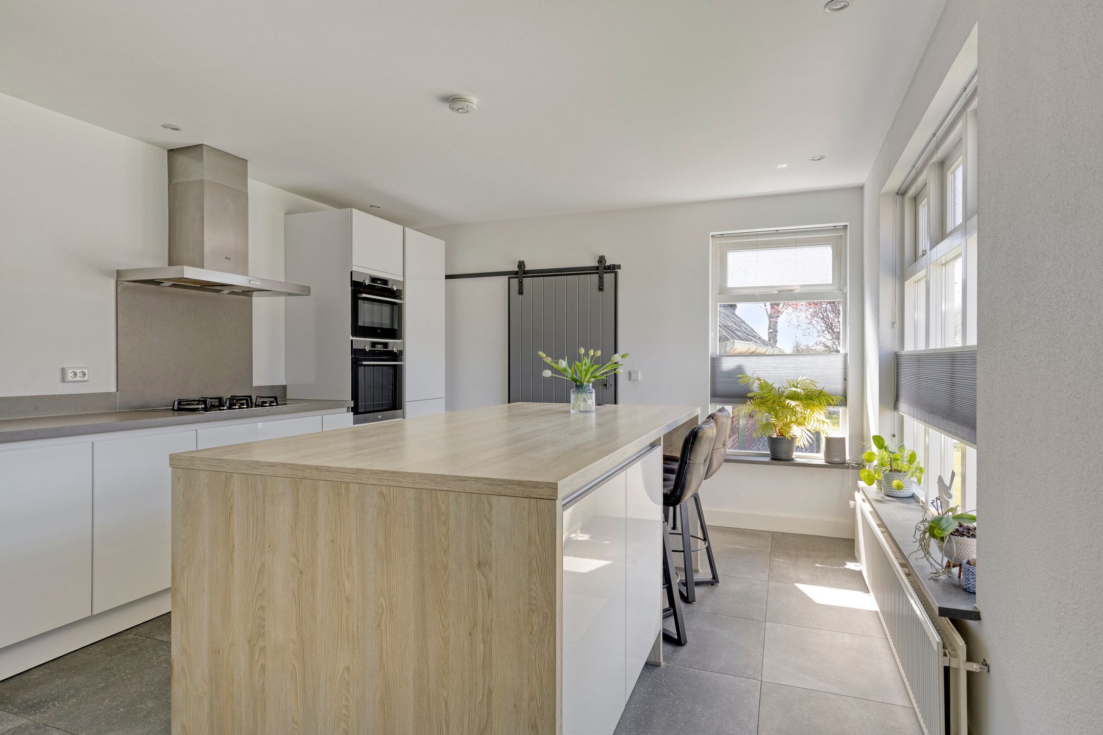 Foto 3 van Varsseveldseweg 4