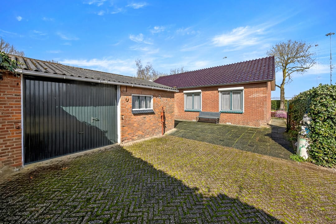 Foto 31 van Burgemeester Bouwensweg 2