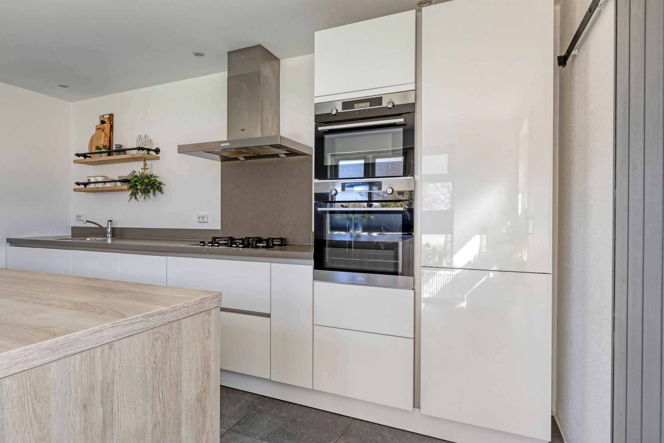 Foto 24 van Varsseveldseweg 4