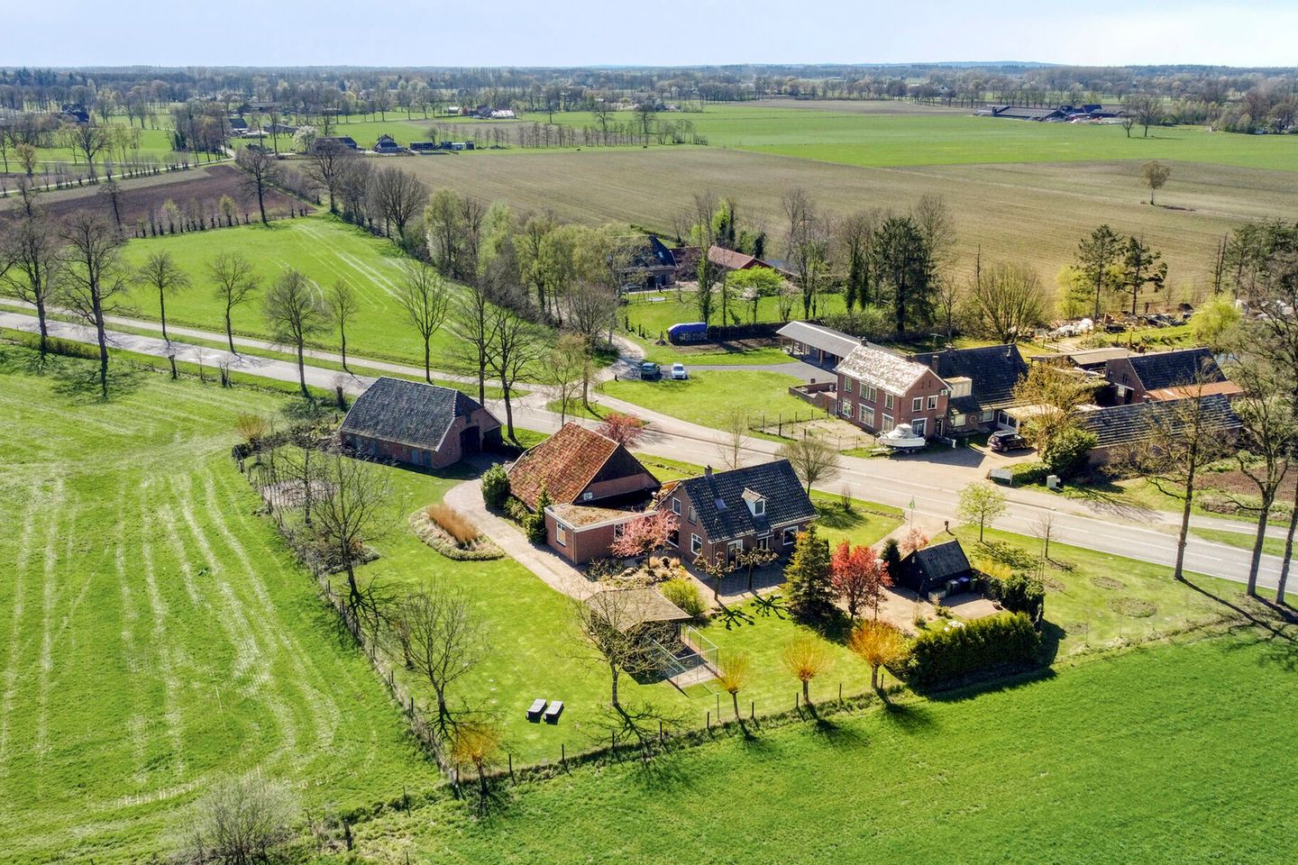 Photo 1 of Varsseveldseweg 4