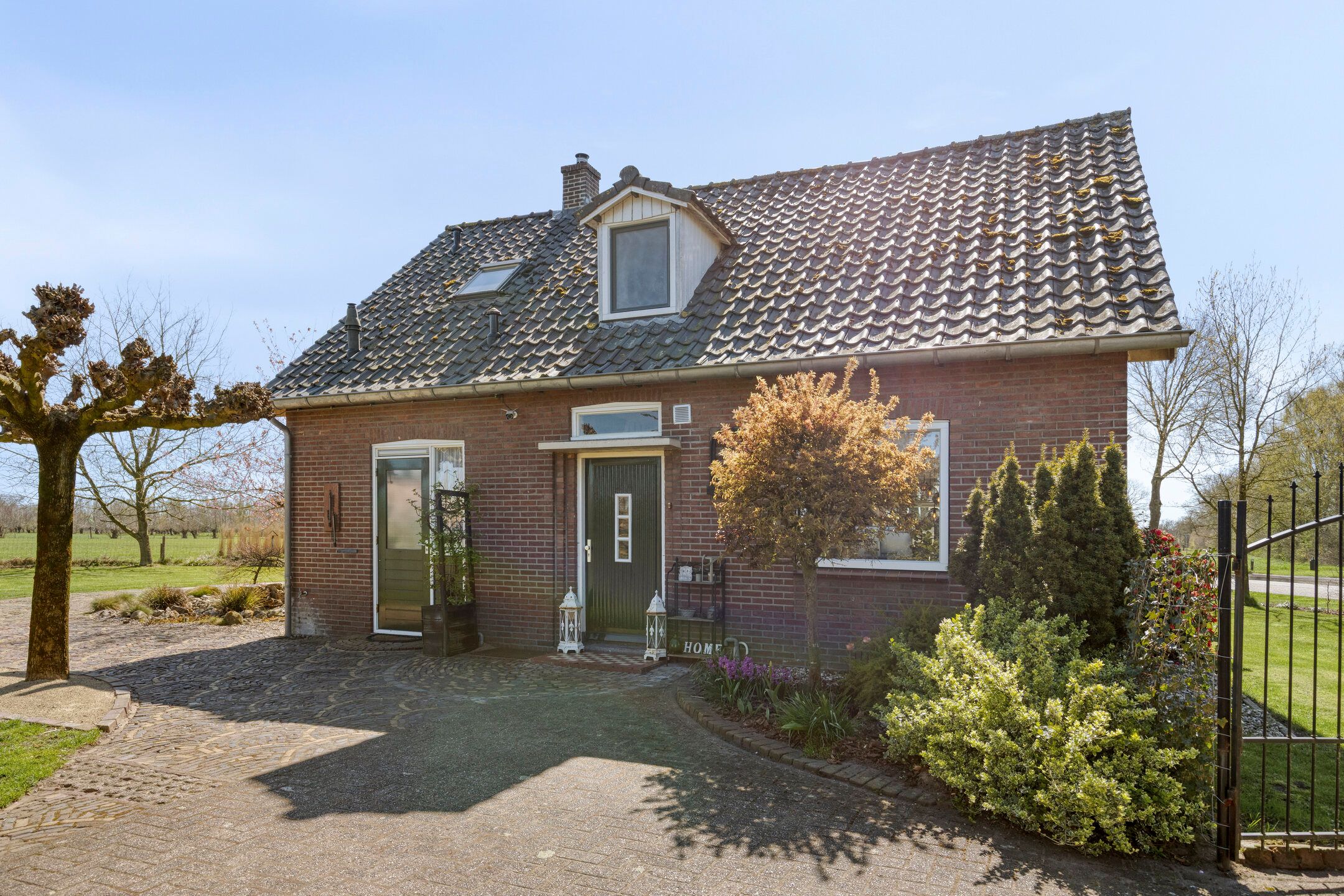 Foto 54 van Varsseveldseweg 4