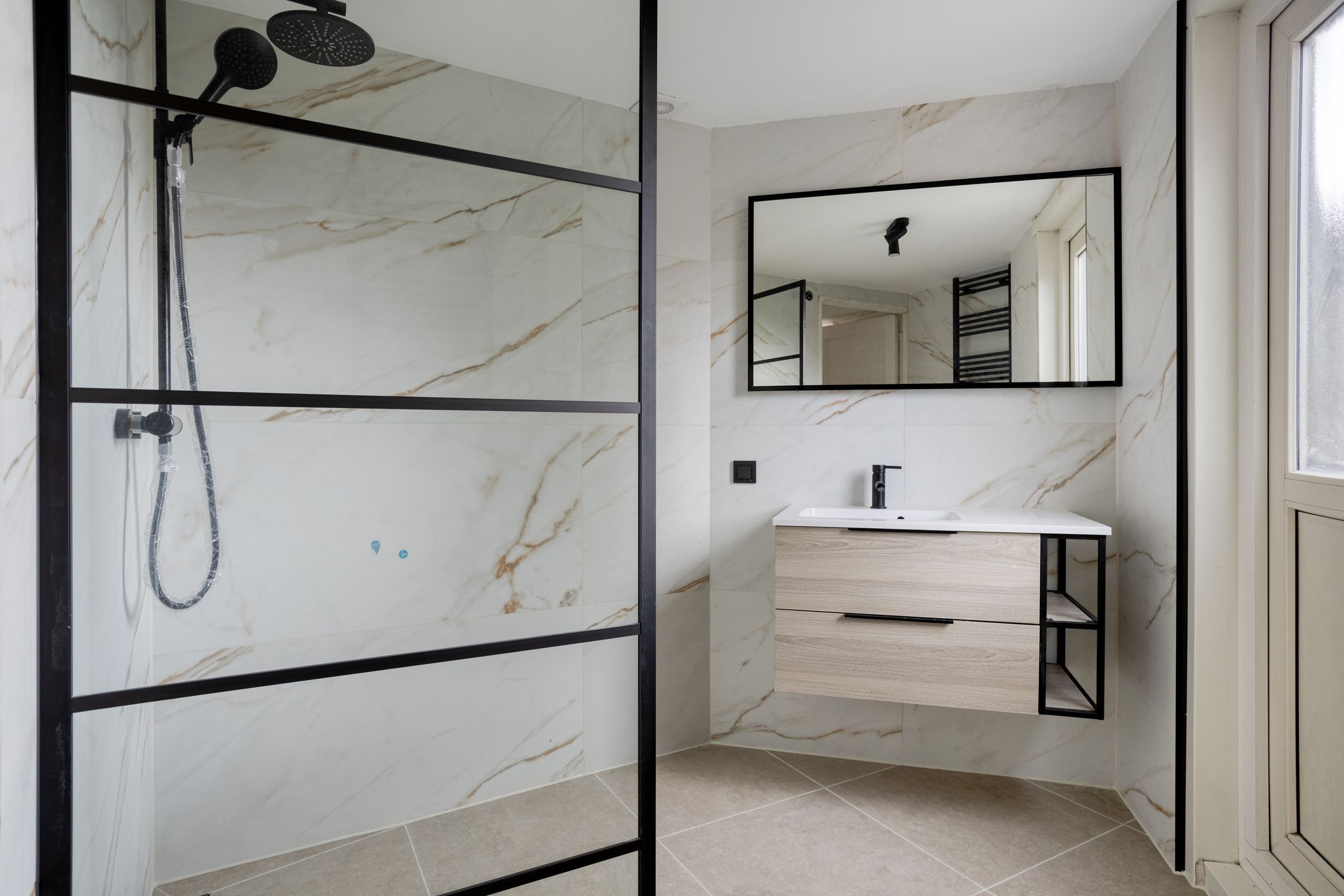 Photo 21 of Westfrankelandsestraat 85