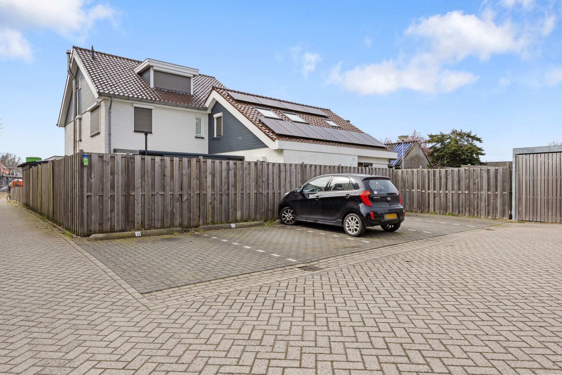 Foto 24 van Zandsedwarsstraat 37