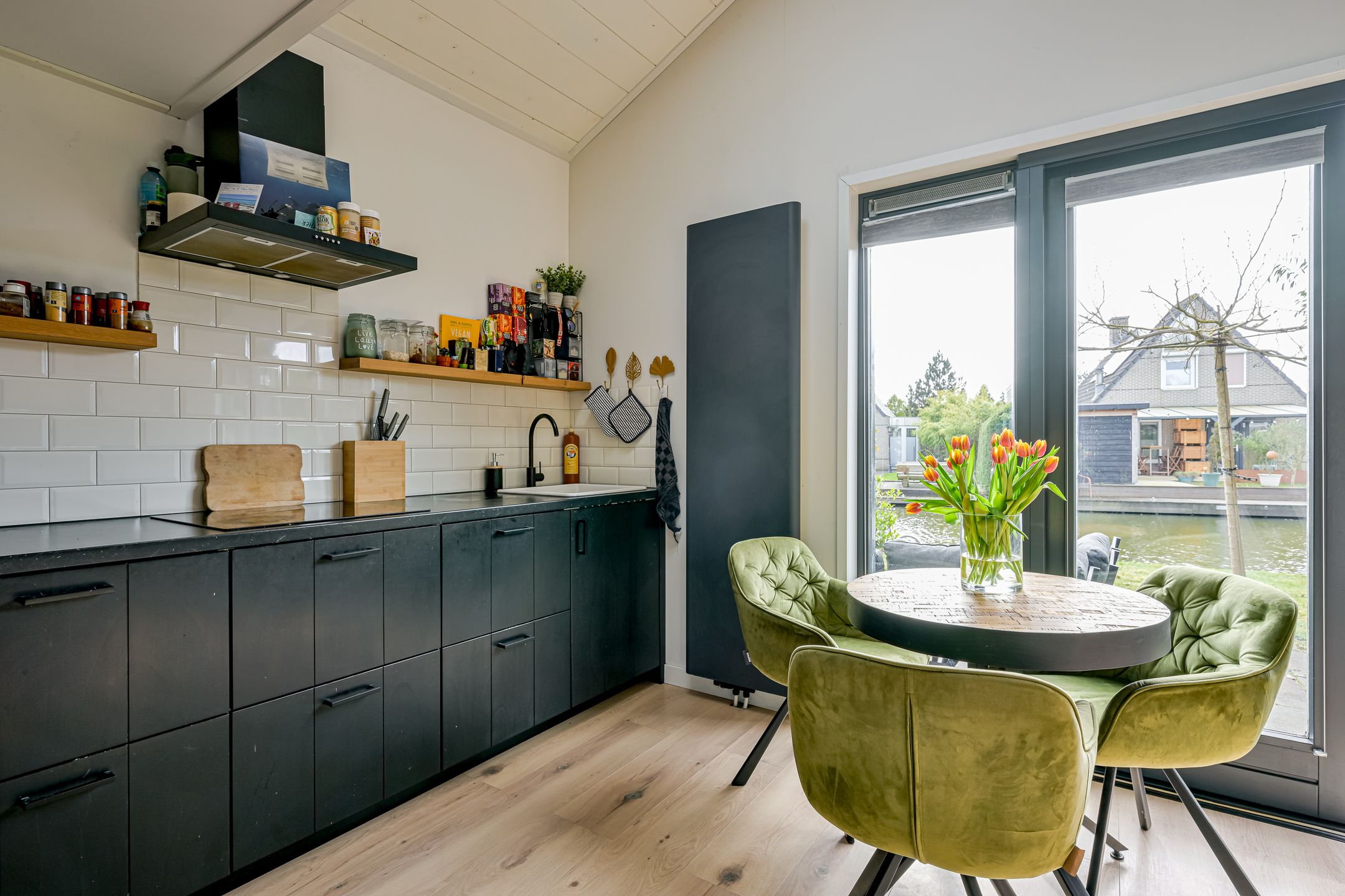 Foto 33 van Droge Wijmersweg 5-259