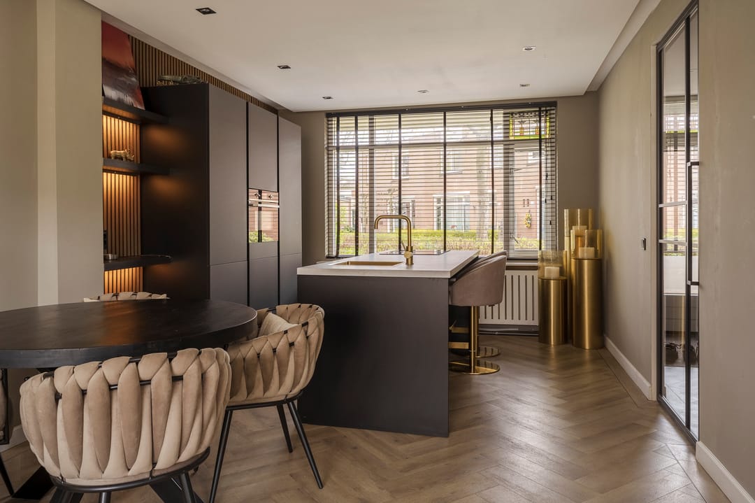 Foto 8 van A. Pakvisstraat 7