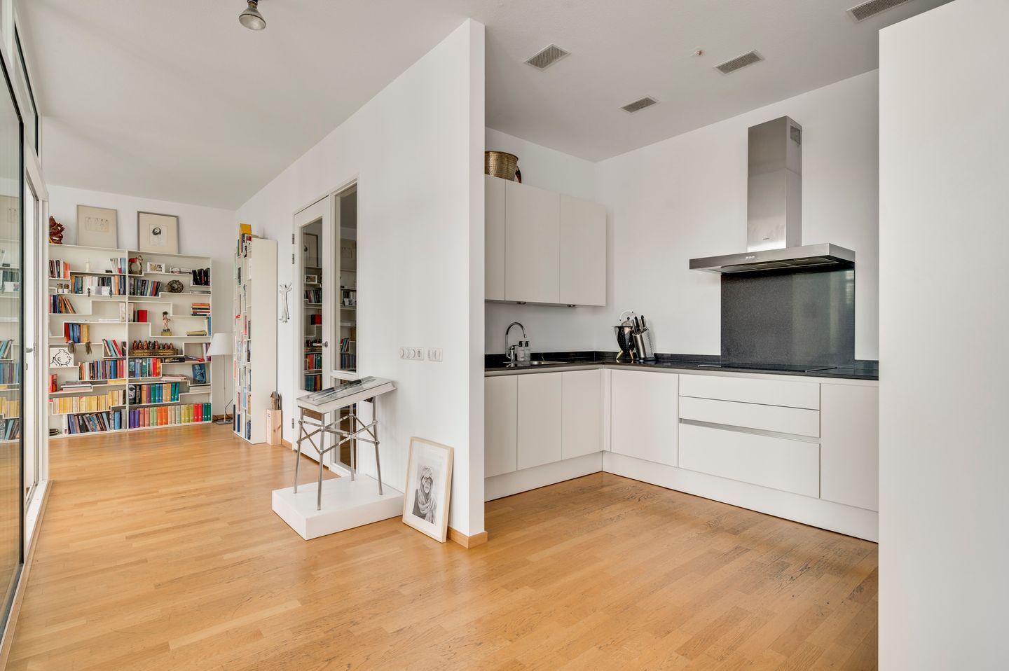 Photo 14 of Prins Bisschopsingel 2-02