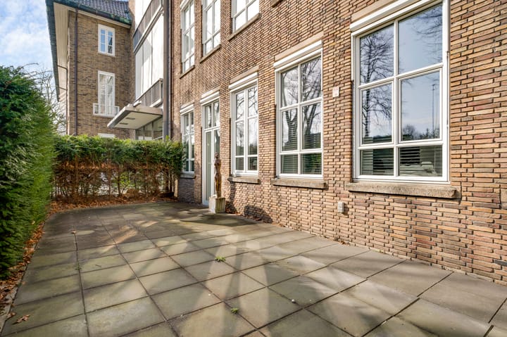 Photo 3 of Prins Bisschopsingel 2-02