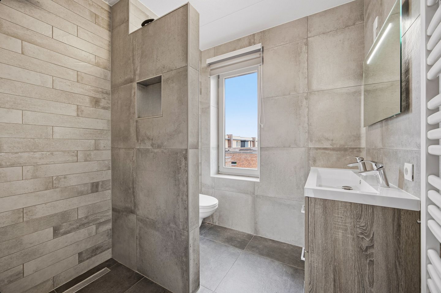 Foto 25 van Antwerpenplein 13