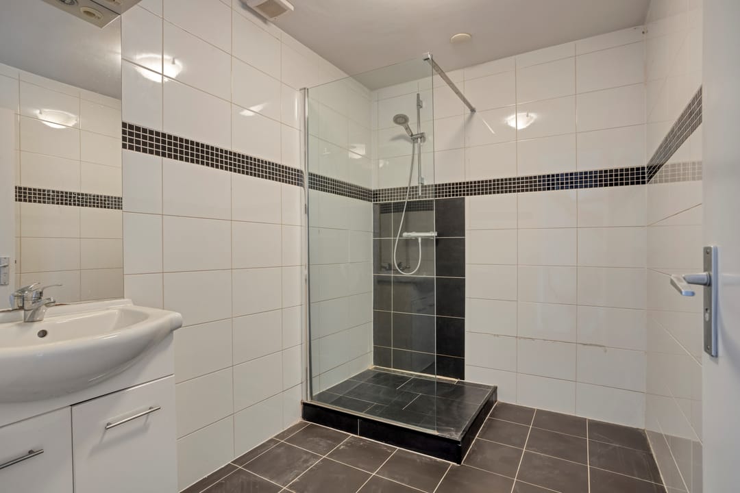 Photo 17 of Zwaluwstraat 25-B