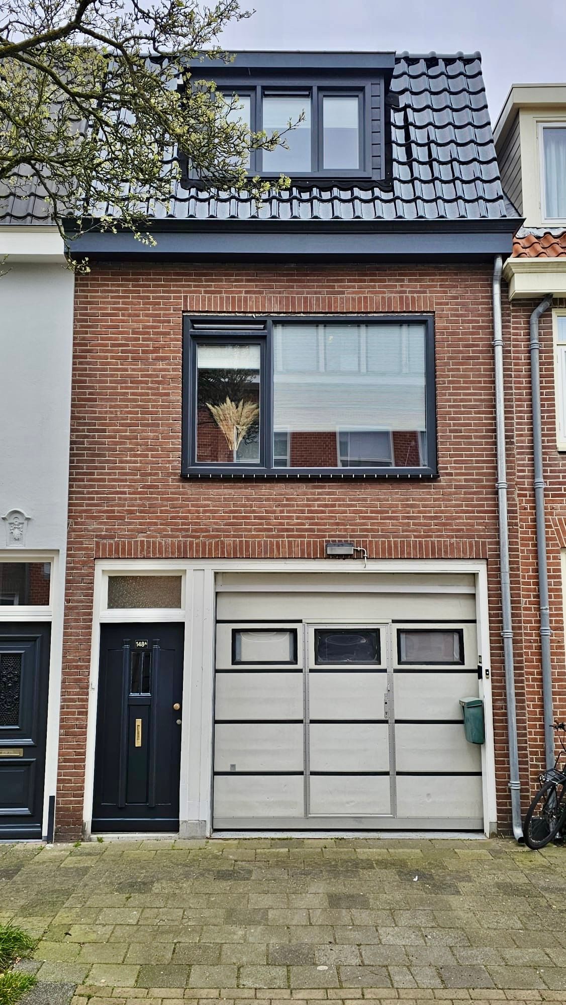 Photo 29 of Oranjeboomstraat 148-A