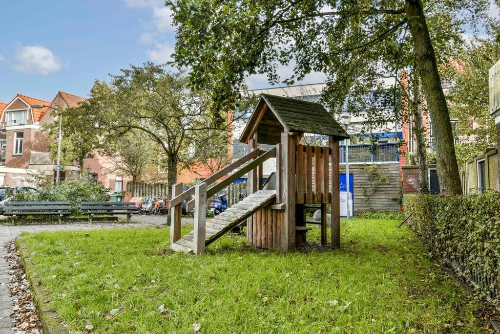 Photo 35 of Oranjeboomstraat 148-A