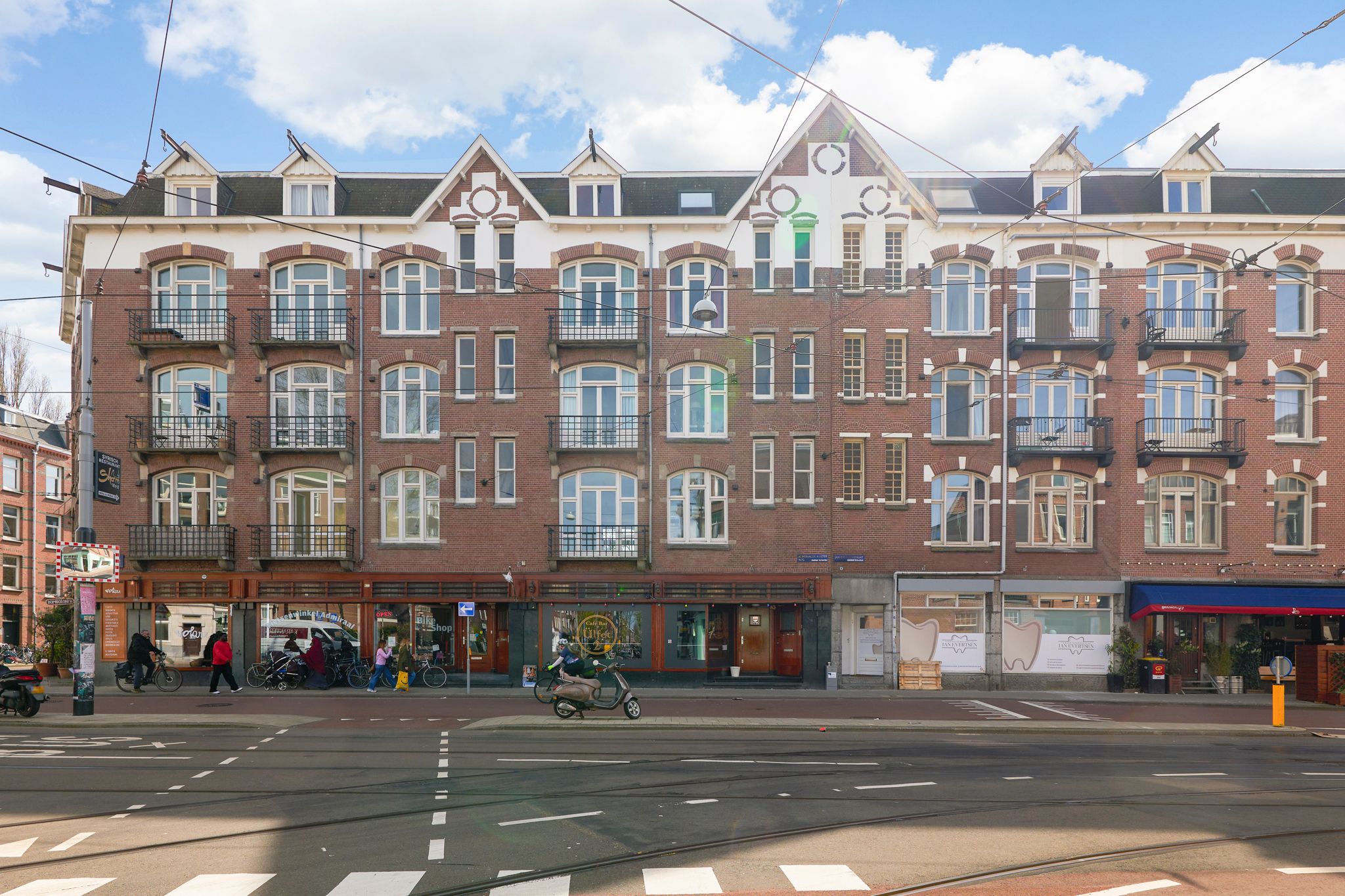 Foto 33 van Admiraal De Ruijterweg 83-1