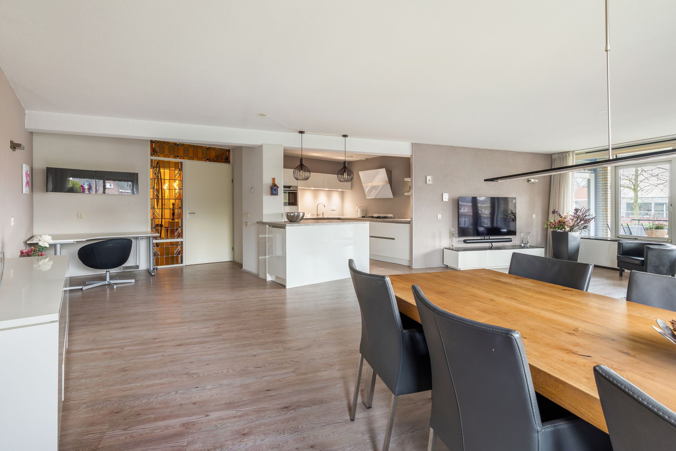 Foto 9 van Valkenierslaan 37-B7