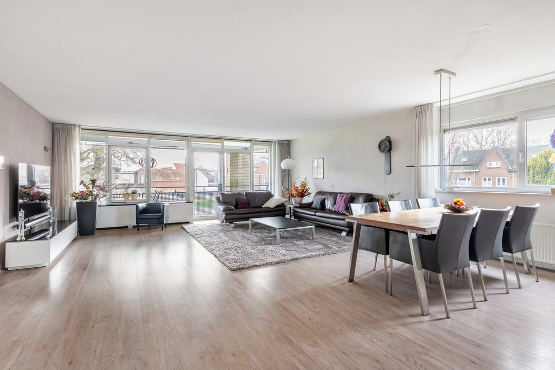 Foto 2 van Valkenierslaan 37-B7