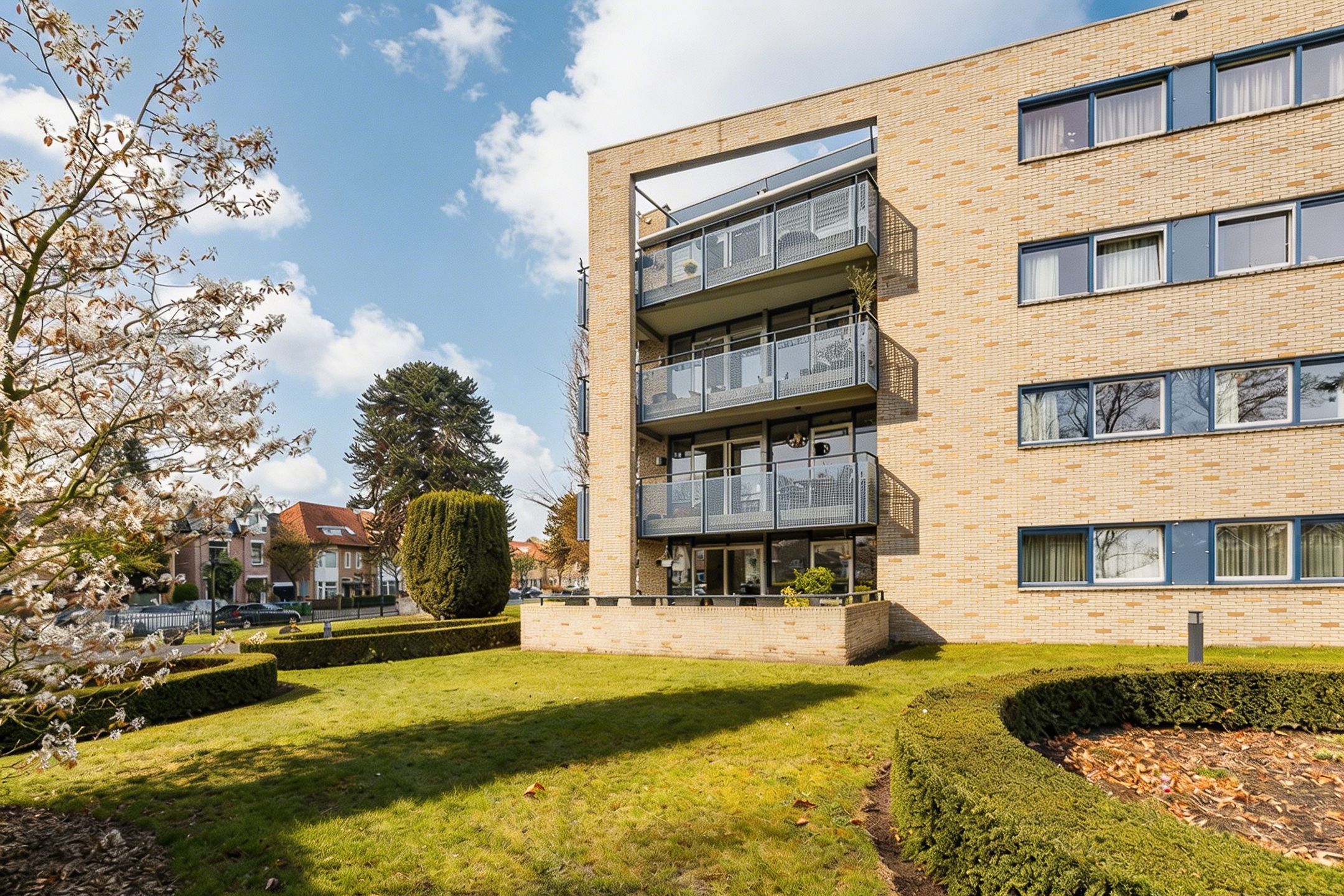 Foto 36 van Valkenierslaan 37-B7