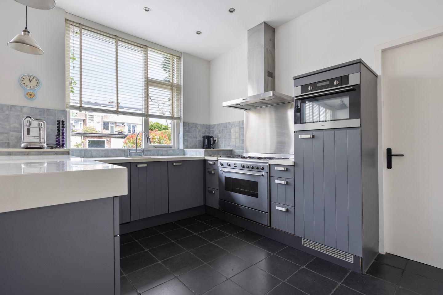 Photo 14 of J.S. Bachlaan 6