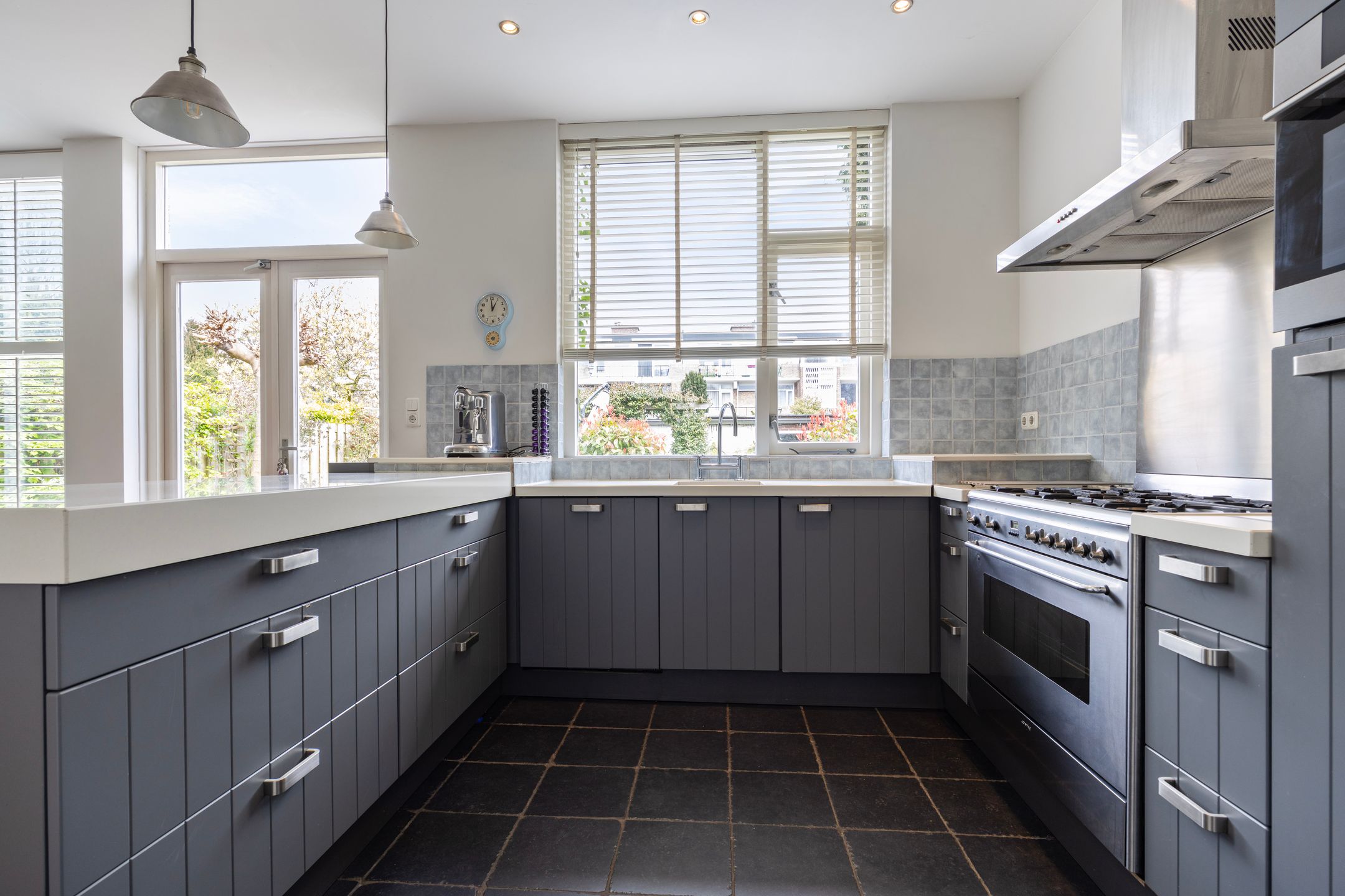 Photo 15 of J.S. Bachlaan 6