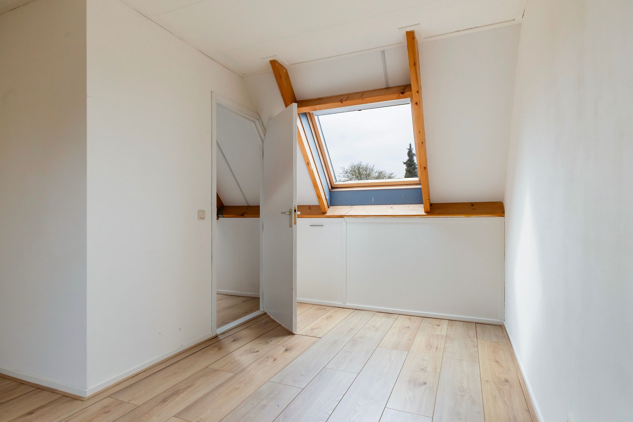 Foto 27 van Schrijnwerkershorst 122