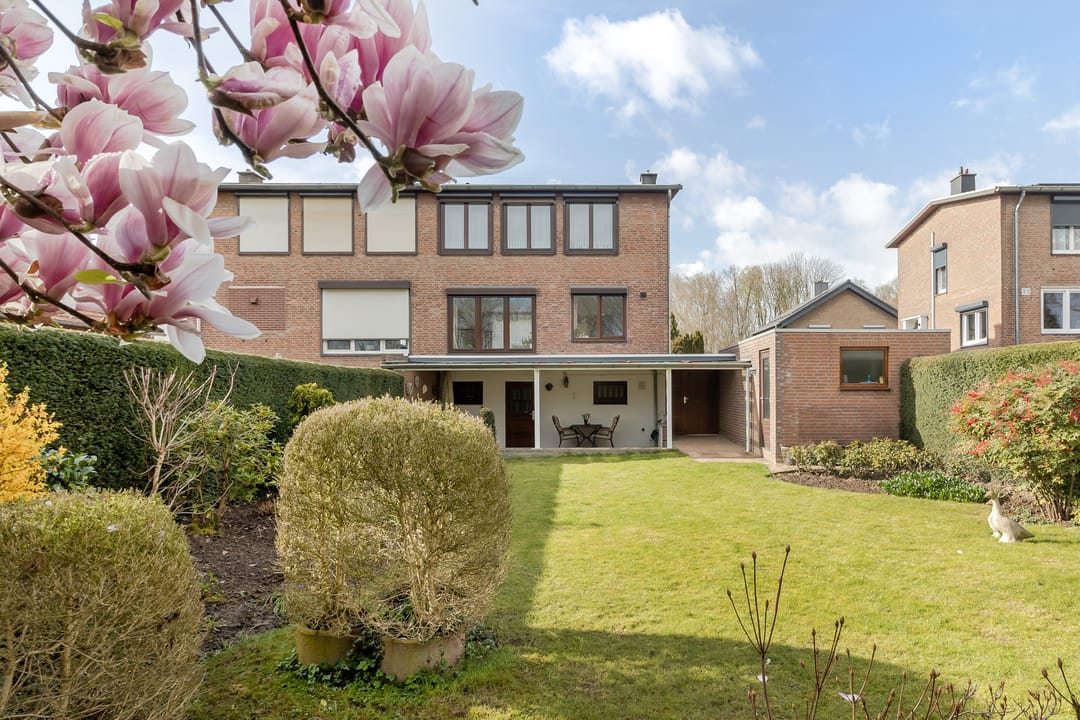 Photo 38 of Limbrichterstraat 17