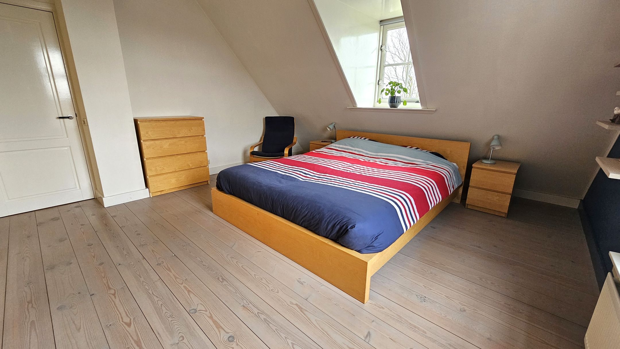 Photo 33 of J.J. Allanstraat 98